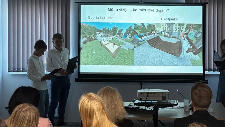 Jaunieši tiekas ar pašvaldību, lai kopā attīstītu Aristīda Briāna-Palīdzības ielas skvēru