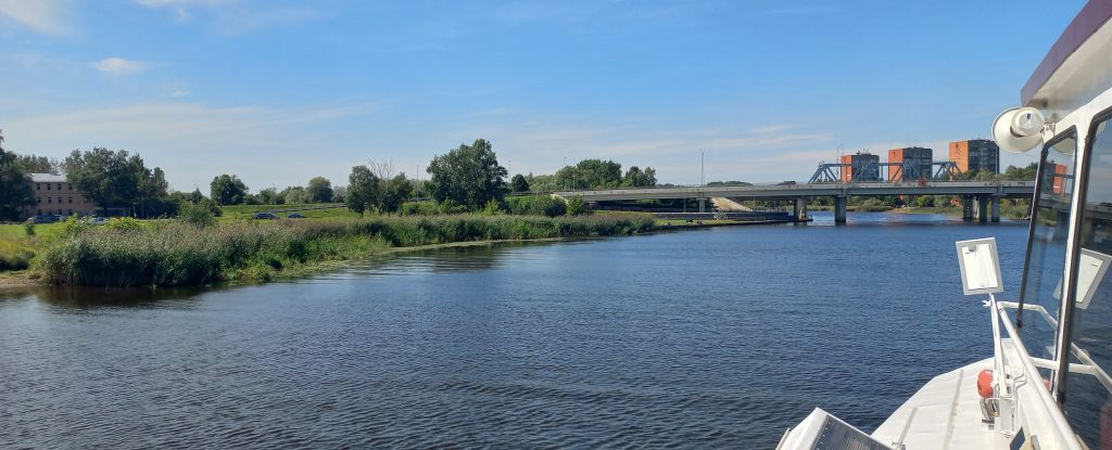 Skats no ūdenstransporta uz Rīgu